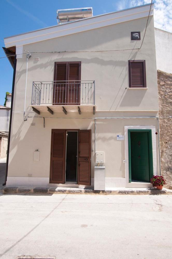 Le Case Del Duca Ioppolo Giancaxio Exterior photo